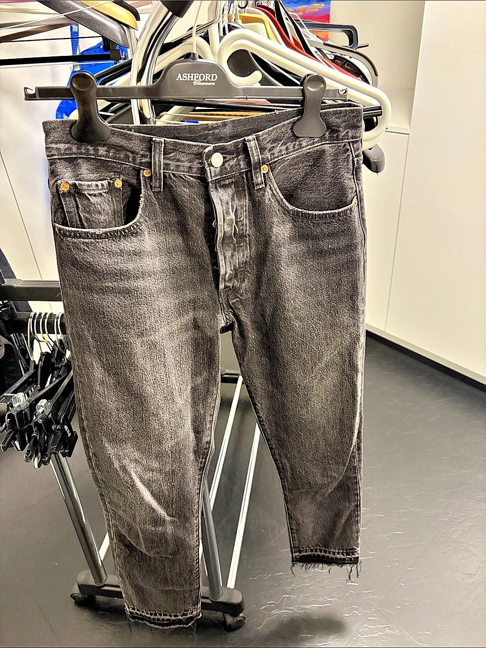 Levi's 501 Skinny Jeans Gray Straight Leg Jeans